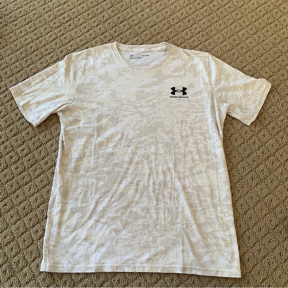 Under armor tee